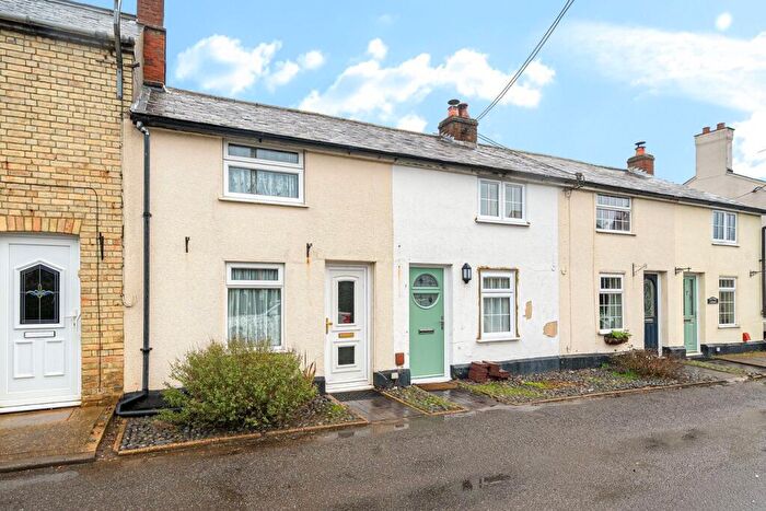 2 Bedroom Terraced House For Sale In Wardhedges Road, Flitton, MK45