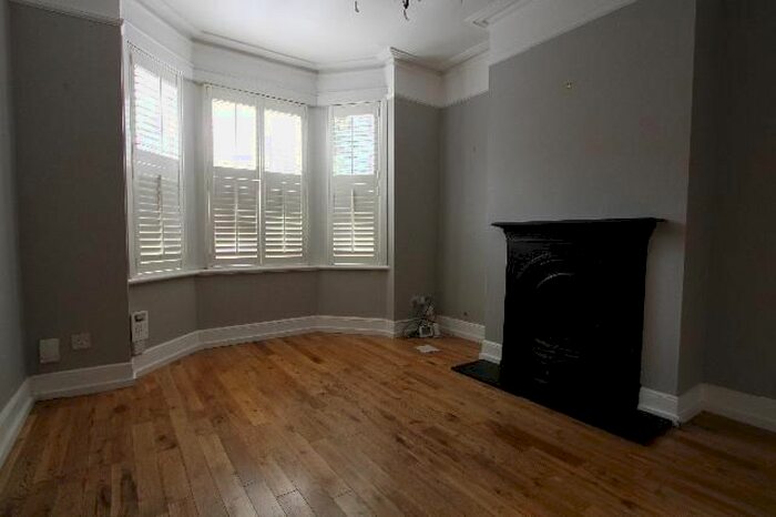 4 Bedroom Detached House To Rent In Lansdowne Road, Purley, CR8