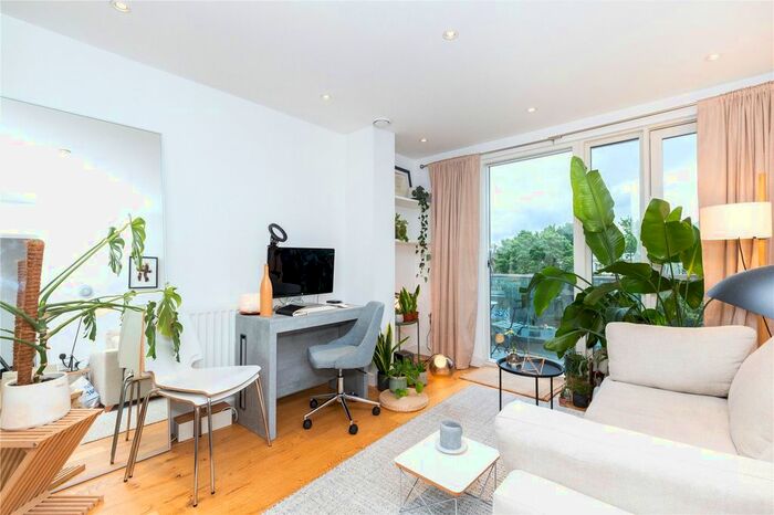 1 Bedroom Flat To Rent In Wiltshire Row, London, N1