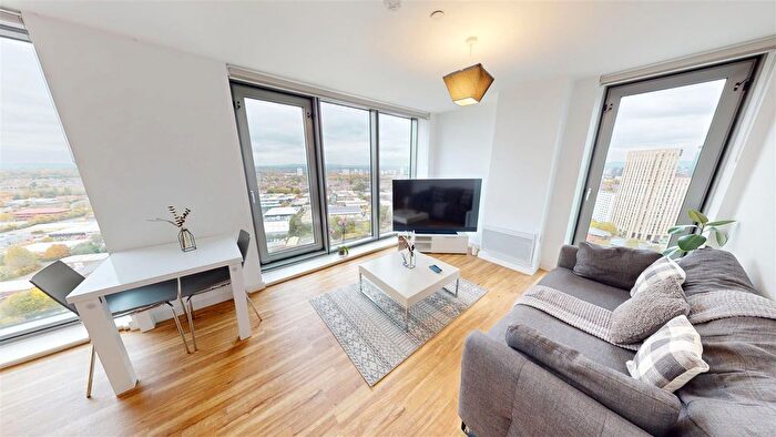 2 Bedroom Flat For Sale In Michigan Point, Michigan Avenue, Salford, M50