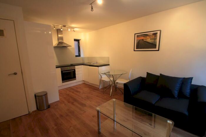 1 Bedroom Apartment To Rent In The Chandlers, The Calls, LS2