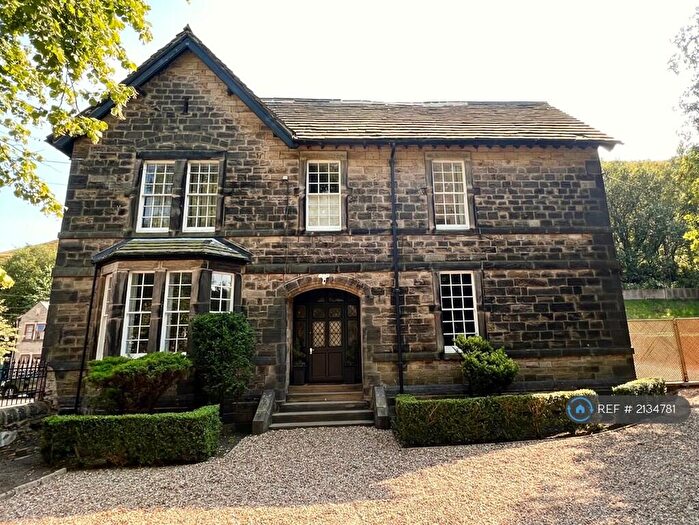 5 Bedroom Detached House To Rent In Burnley Road, Todmorden, OL14