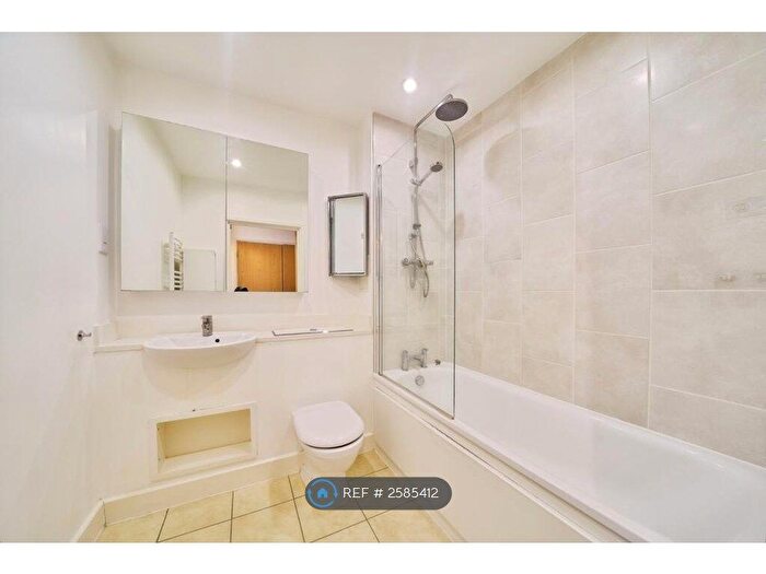 1 Bedroom Flat To Rent In Devons Road, London, E3