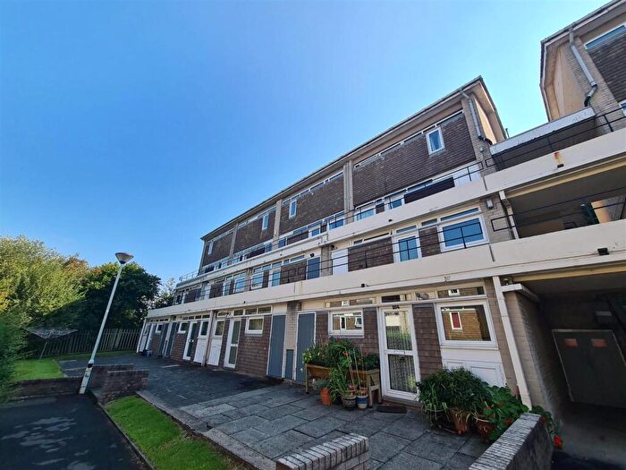 1 Bedroom Flat To Rent In Chatsworth Grove, Harrogate, HG1