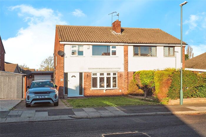 3 Bedroom Semi-Detached House For Sale In The Hollows, Silverdale, Nottingham, NG11