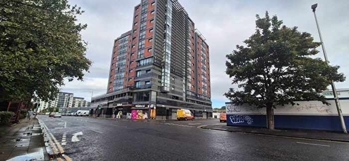 2 Bedroom Flat To Rent In Lancefield Quay, Glasgow, G3