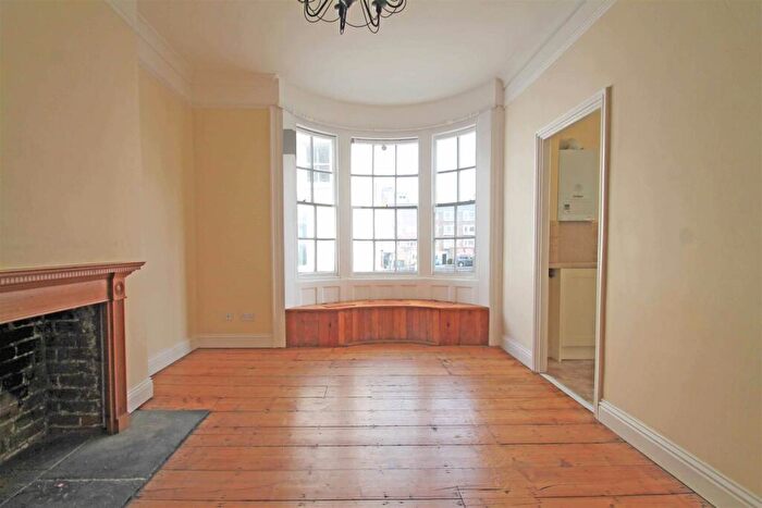 1 Bedroom Flat To Rent In St James's Street, Brighton, BN2