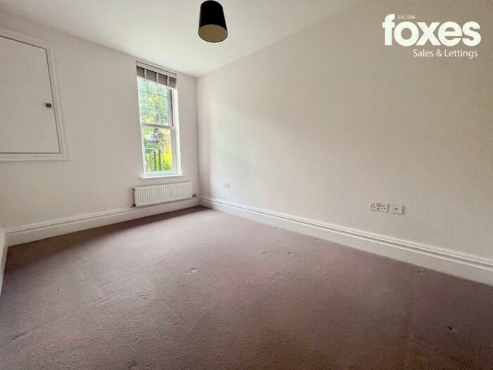 1 Bedroom Apartment To Rent In Exton Gardens, Knyveton Road, Bournemouth, Dorset, BH1