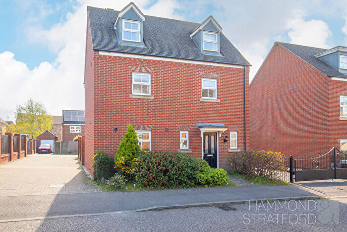 4 Bedroom Detached House For Sale In Kingfisher Close, Cringleford, NR4
