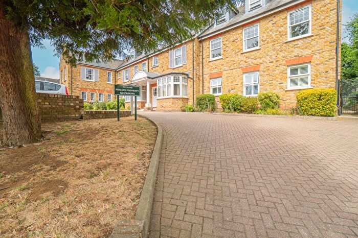 1 Bedroom Retirement Property For Sale In Brooklands Hockley Road, Rayleigh -, SS6