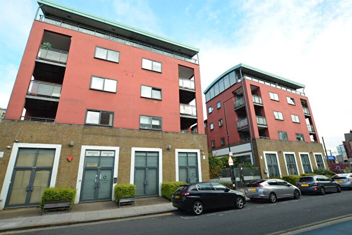 1 Bedroom Apartment To Rent In Reservoir Studios, Cable Street, Limehouse, London, E1W