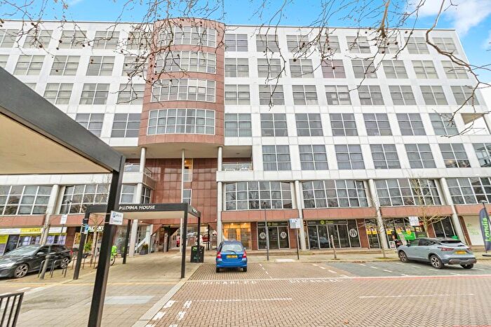 2 Bedroom Flat To Rent In Medina House, Silbury Boulevard, MK9