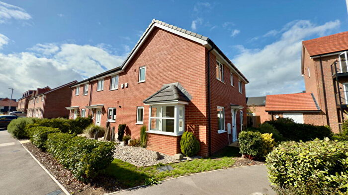 3 Bedroom End Of Terrace House For Sale In Viking Road, Wouldham, ME1