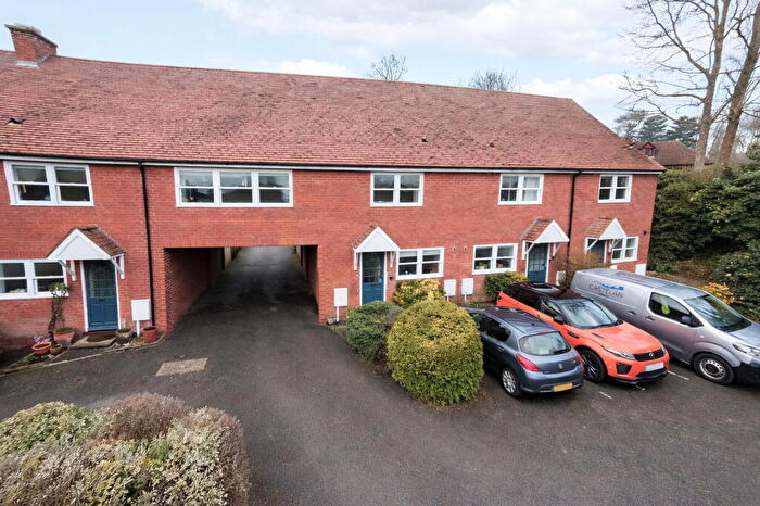 3 Bedroom Terraced House For Sale In Park Drive, Market Harborough, LE16