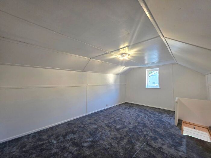2 Bedroom Bungalow To Rent In Ferndale, Dartmouth, TQ6