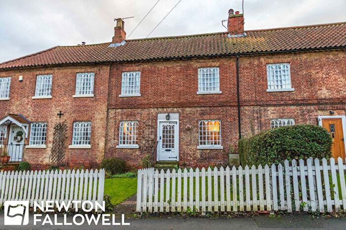 3 Bedroom Terraced House For Sale In Sheffield Road, Blyth, S81
