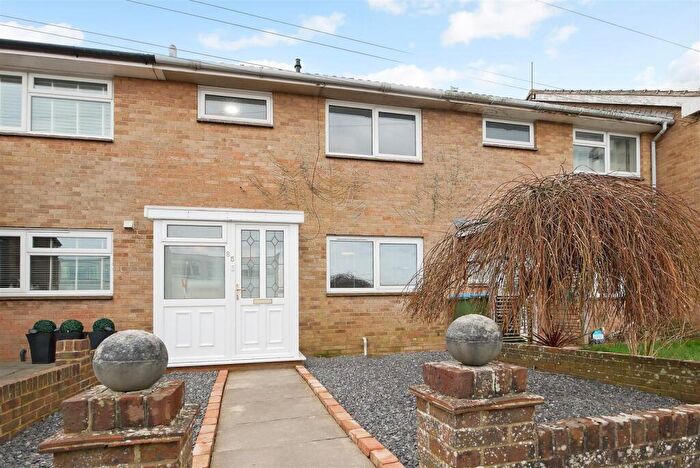 3 Bedroom Terraced House To Rent In Loveys Road Yapton, BN18