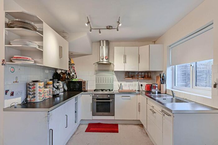 4 Bedroom Semi-Detached House For Sale In Commonside East, Mitcham, CR4