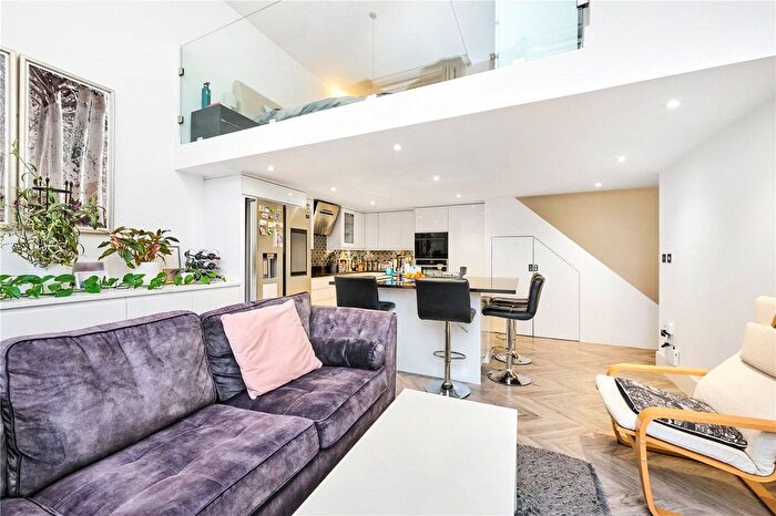 2 Bedroom Flat To Rent In Reed Place, London, SW4
