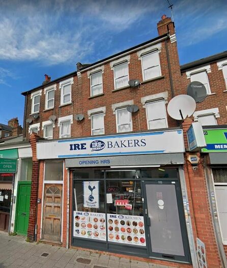 3 Bedroom Flat To Rent In White Hart Lane, London, N17