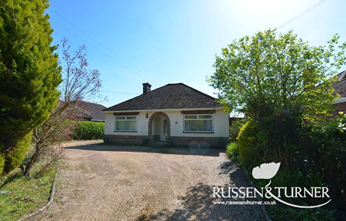 3 Bedroom Detached House For Sale In Detached Bungalow On . Acre In Leziate, PE32