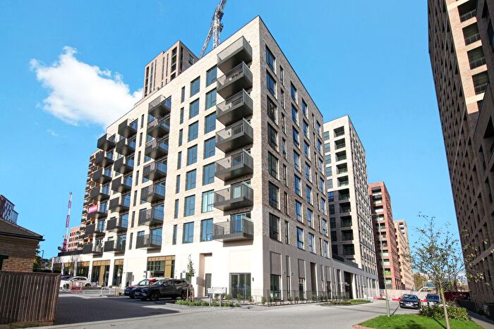 2 Bedroom Flat To Rent In Sanday Drive, London, NW9