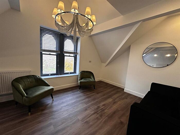 1 Bedroom Apartment To Rent In Ninian Road, Roath, Cardiff, CF23