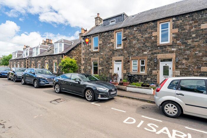 3 Bedroom Flat For Sale In A Gladstone Place, Peebles, EH45