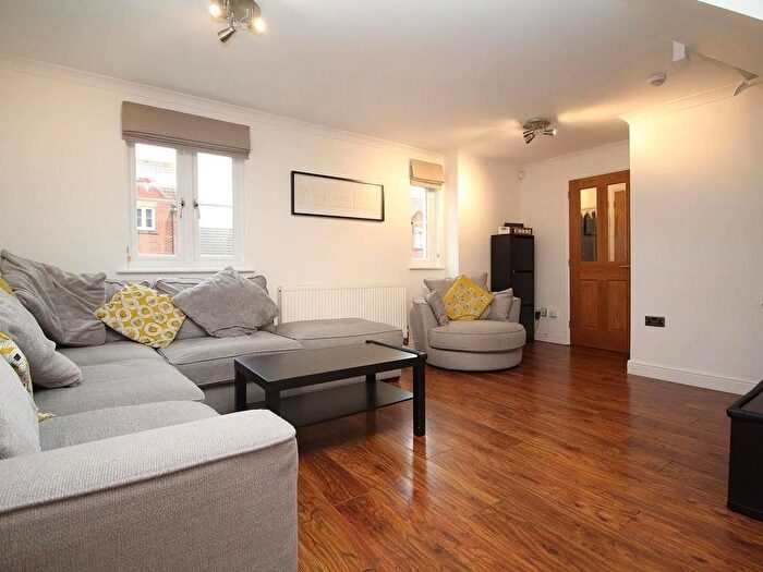 3 Bedroom Terraced House For Sale In Stanley Rise, Springfield, Chelmsford, CM2