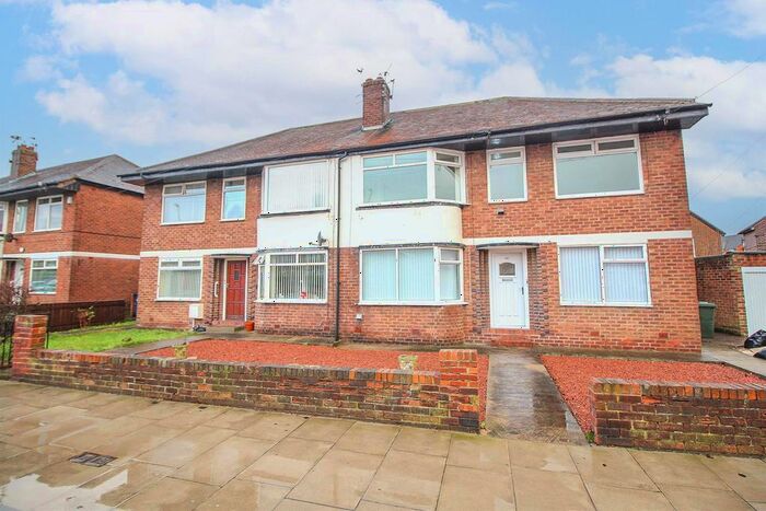 2 Bedroom Flat To Rent In Great North Road, Gosforth, Newcastle Upon Tyne, NE3