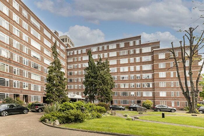 Studio To Rent In Balham High Road, Tooting, SW17