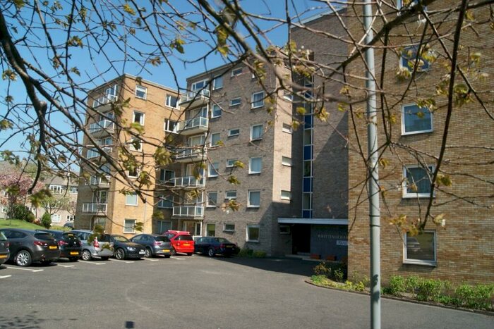 2 Bedroom Flat To Rent In Whittingehame Court, Kelvinside, G12