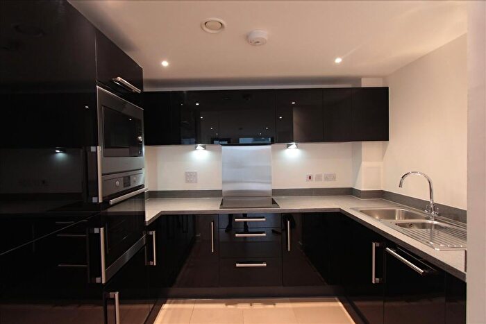 1 Bedroom Flat To Rent In Egret Heights, Waterside Way, London, N17