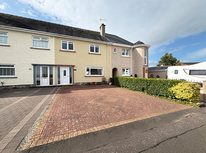 3 Bedroom Terraced House For Sale In Glentyan Avenue, Kilbarchan, Renfrewshire, PA10