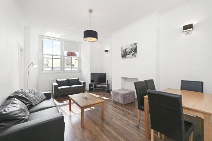 3 Bedroom Flat To Rent In Uxbridge Road, London, W12