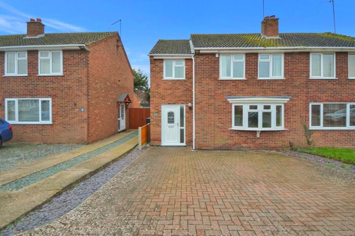 3 Bedroom Semi-Detached House To Rent In Elizabeth Way, Earls Barton, Northampton, NN6