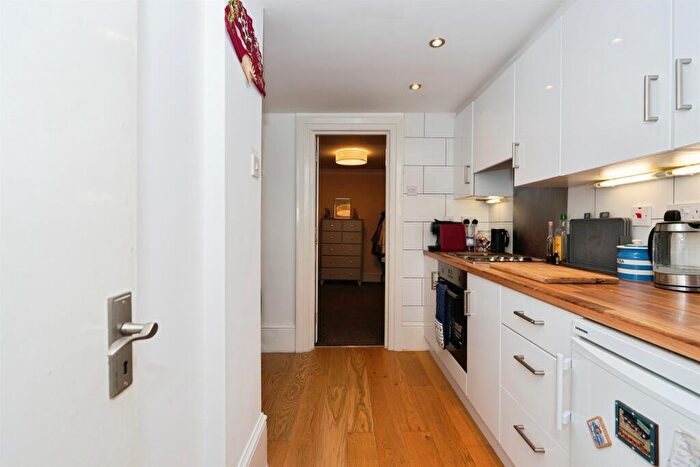 2 Bedroom Apartment For Sale In Waterloo Street, Hove, BN3