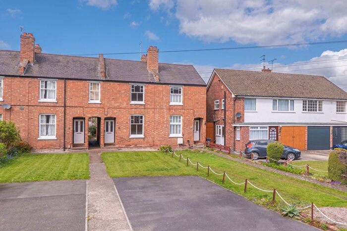 2 Bedroom Terraced House For Sale In Vine Lane, Warwick, CV34