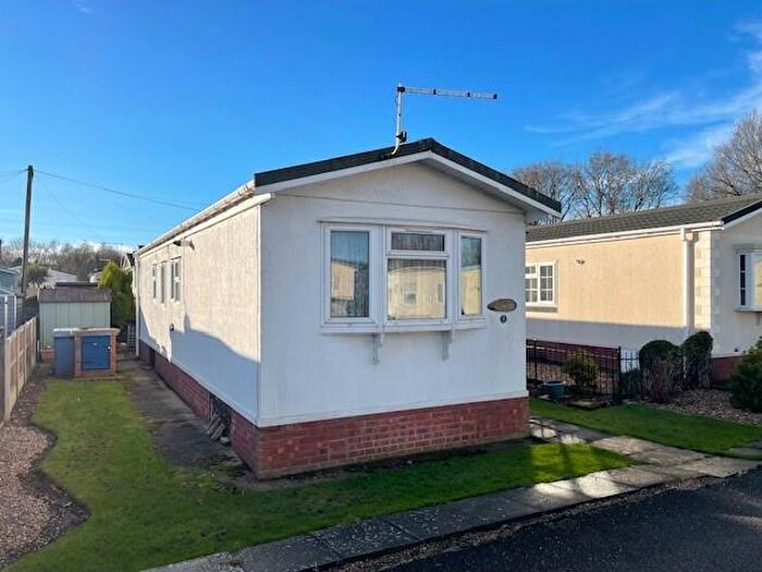 1 Bedroom Park Home For Sale In Ash Crescent, Old Mill Lane, Forest Town, NG19