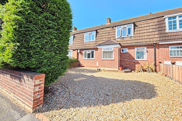 4 Bedroom Terraced House For Sale In Fort Road, Alverstoke, Gosport, PO12