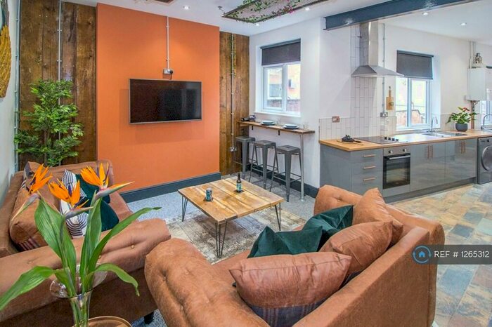 7 Bedroom Terraced House To Rent In Kimberley Road, Leicester, LE2