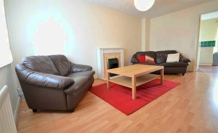 2 Bedroom Semi-Detached House To Rent In Hasper Avenue, Withington, Manchester, M20