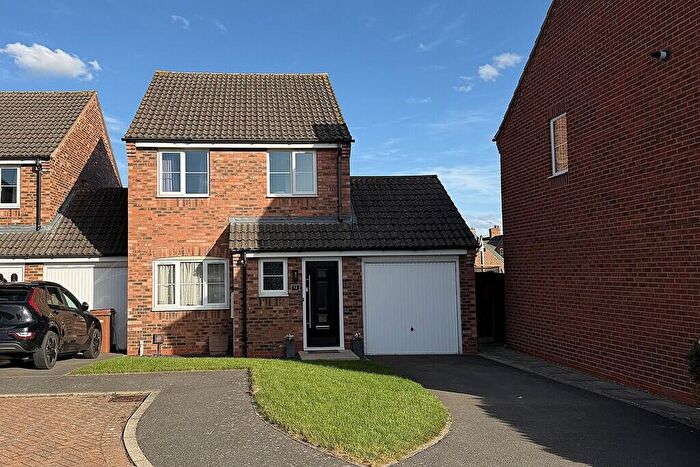 3 Bedroom Link Detached House For Sale In Richard Close, Melton Mowbray, LE13