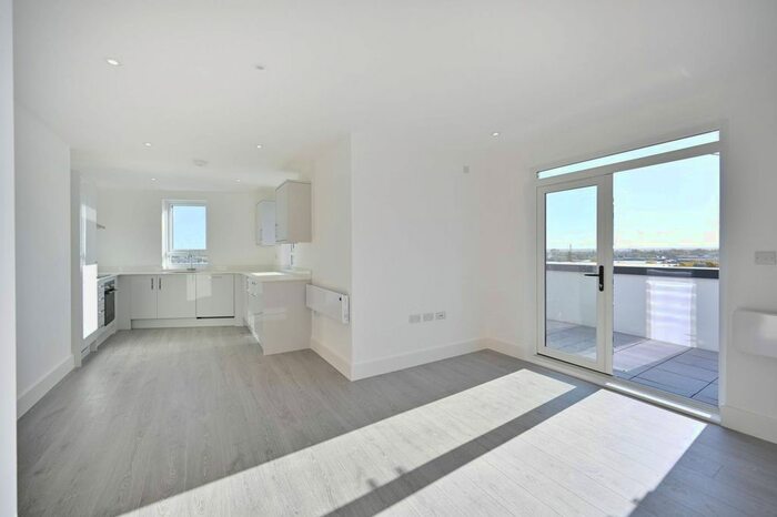 1 Bedroom Flat For Sale In Madison Heights, Wimbledon, London, SW19