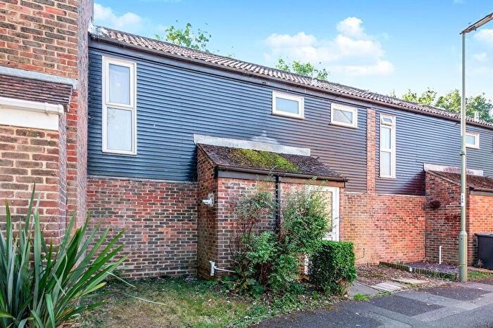 2 Bedroom House To Rent In Copland Close, Basingstoke, Hampshire, RG22