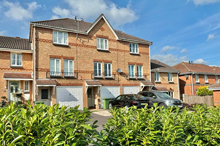 3 Bedroom Town House To Rent In Lovage Road, Whiteley, PO15
