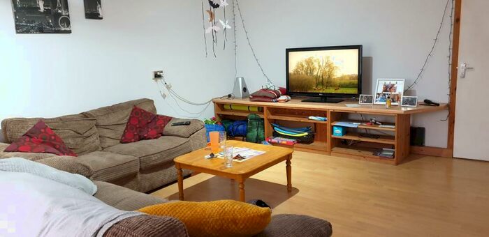 2 Bedroom Flat To Rent In Hermit Street, Lincoln, LN5