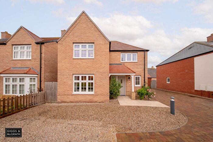4 Bedroom Detached House For Sale In Tiptoff Close, Alconbury Weald, Huntingdon, Cambridgeshire, PE28
