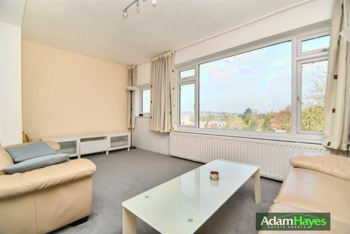 2 Bedroom Apartment To Rent In Greville Lodge, Woodside Park, N12