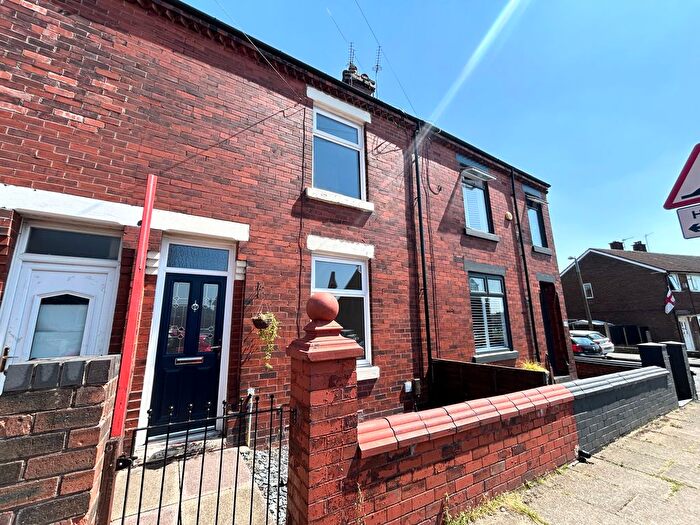 2 Bedroom Terraced House To Rent In Charles Street, Manchester, M27